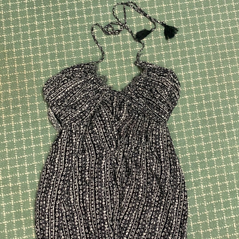 Maxi Promesa black and white beach dress